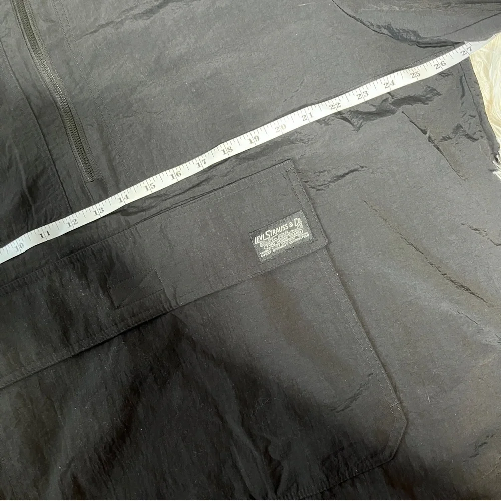Levi’s Hooded Windbreaker XL NWOT | Lightweight Taslan Nylon - Picture 14 of 16